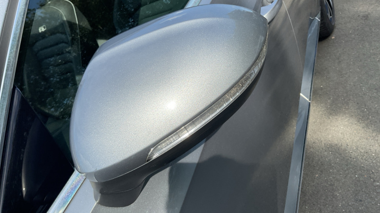 Volkswagen Arteon 2.0 TDI SCR 190 R-Line 5dr 4MOTION DSG Diesel Hatchback